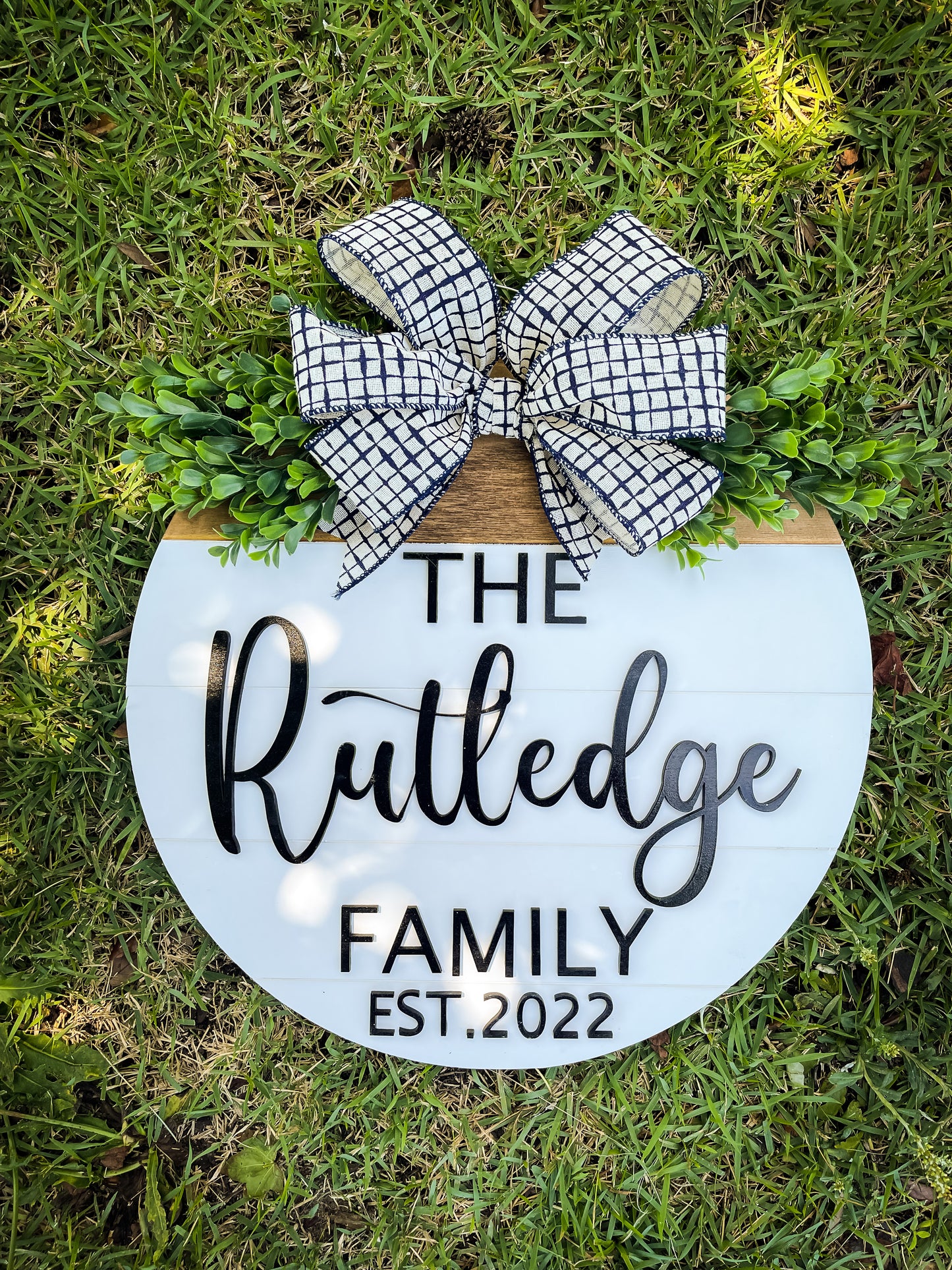 Family Door Hanger with interchangeable bow